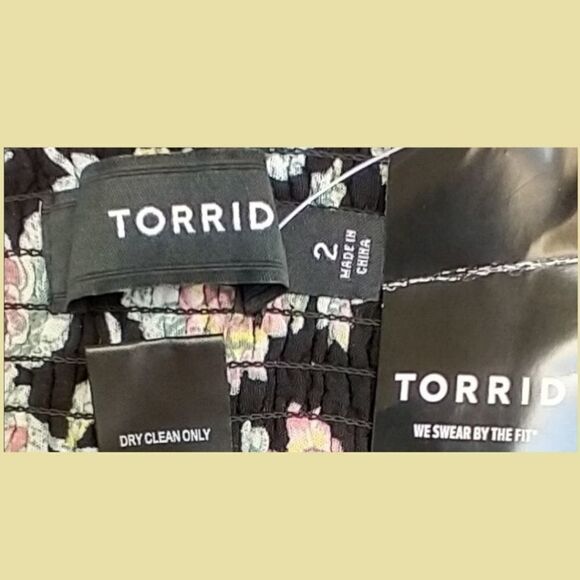 TORRID Women's Black Loose fit  Paisley Floral Gauzy Shorts Plus Size 2X - Picture 6 of 12